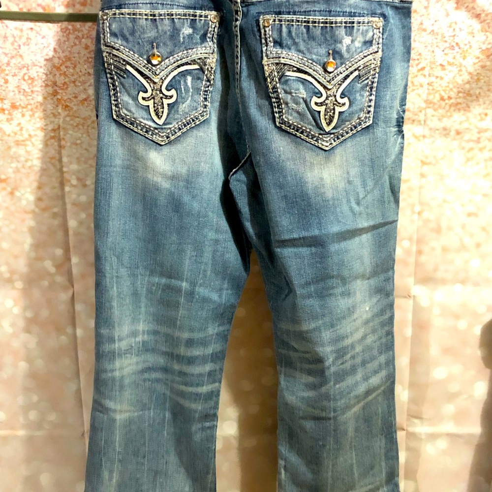 Rock Revival easy crop